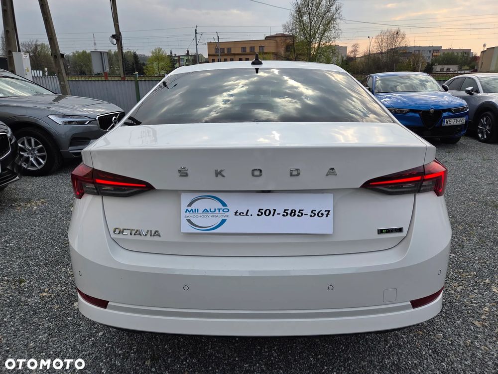 Skoda Octavia - 10