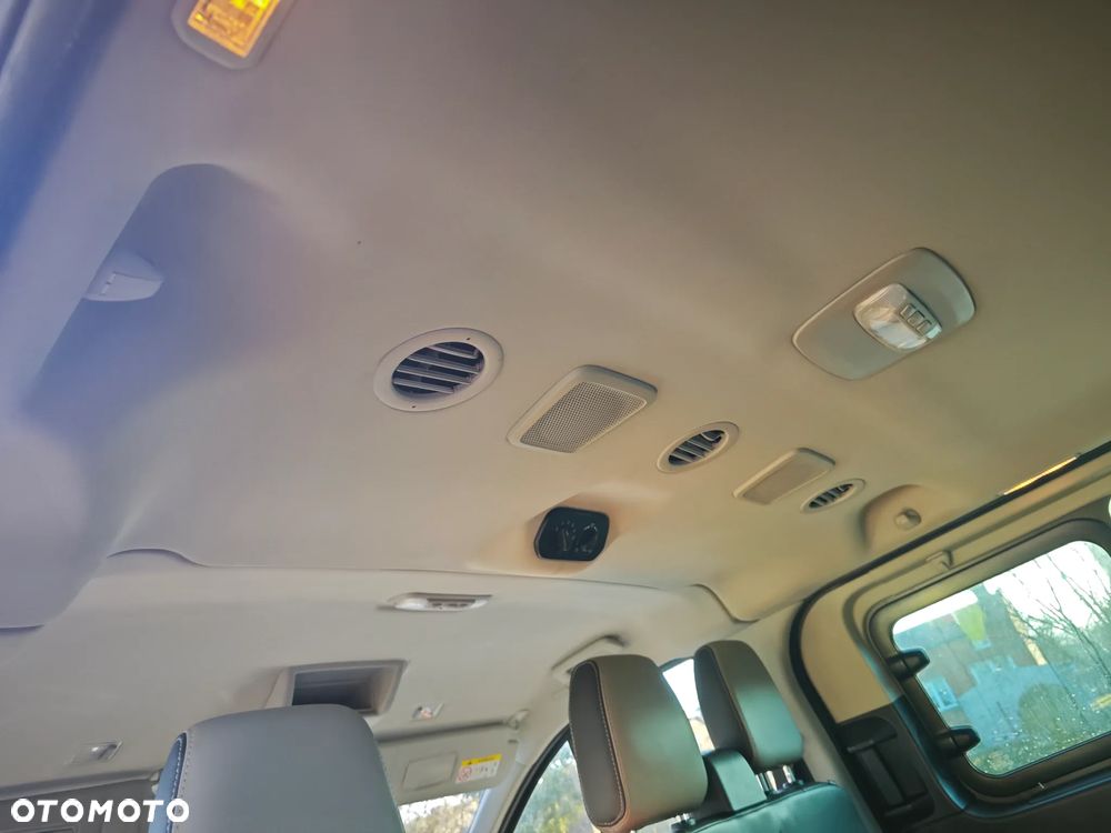 Ford Tourneo Custom 2.0 TDCi L2 Titanium - 12