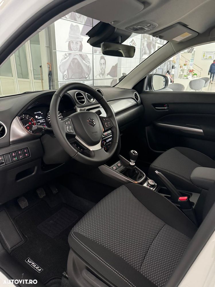Suzuki Vitara 1.4 Boosterjet 6MT AllGrip MHEV Passion - 7