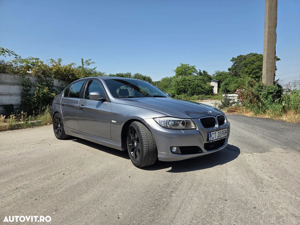 BMW Seria 3 318d - 4