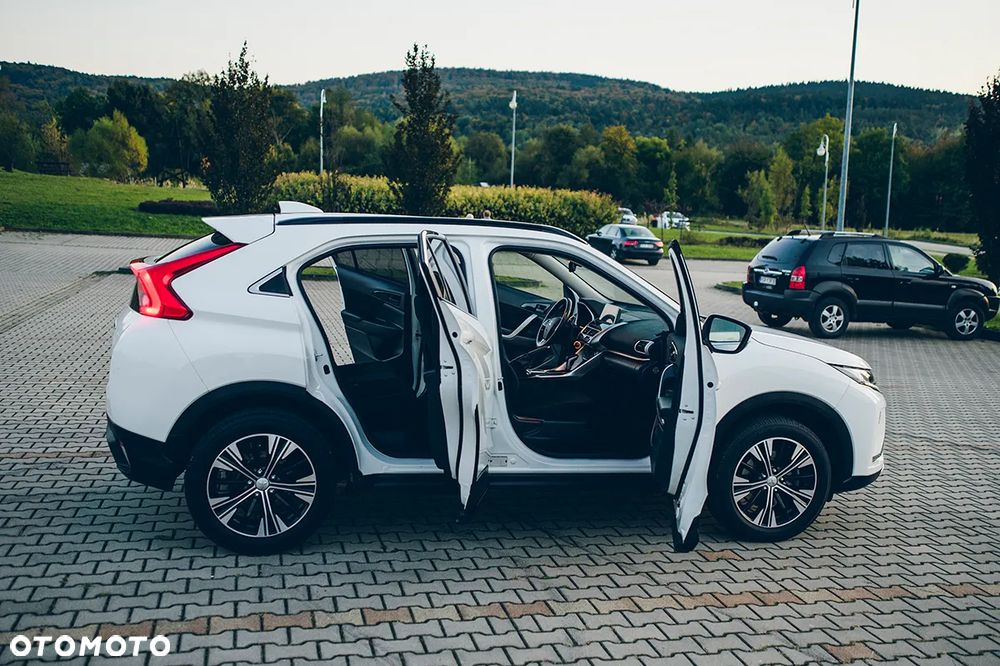 Mitsubishi Eclipse Cross 1.5 T-MIVEC (ClearTec) CVT 2WD Plus - 31