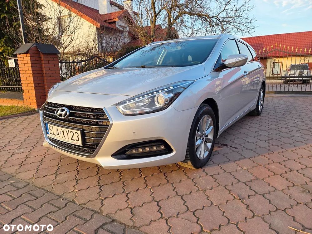 Hyundai i40 Kombi blue 1.7 CRDi DCT Premium - 4