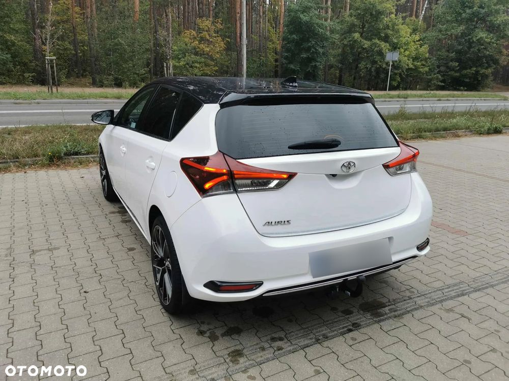 Toyota Auris 1.6 Dynamic - 6