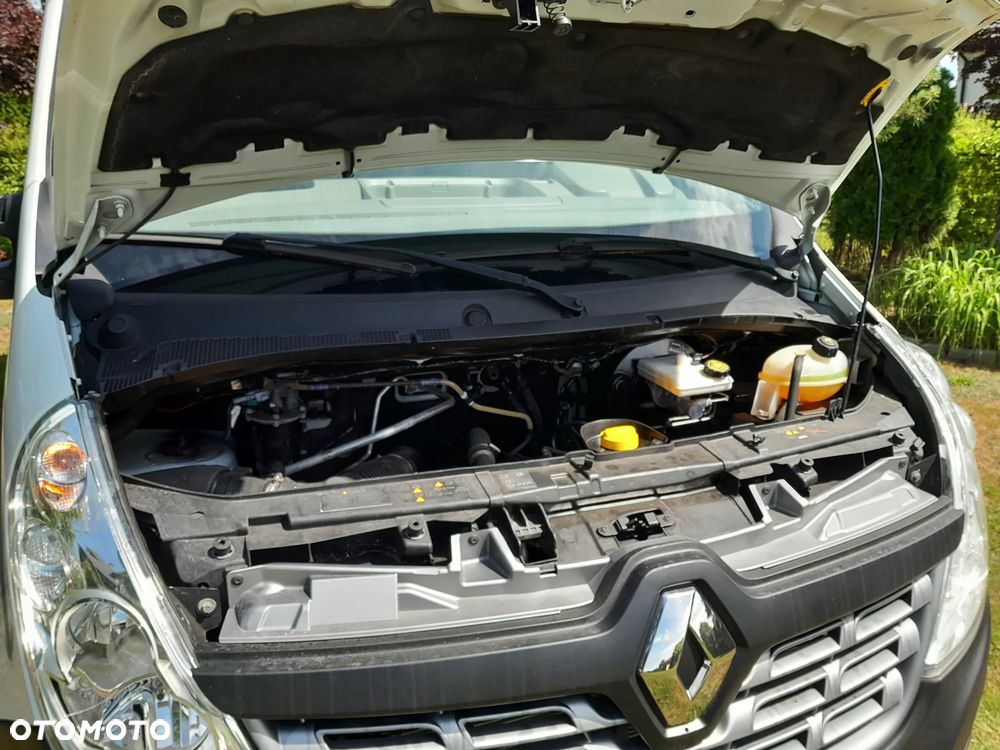 Renault Master - 24