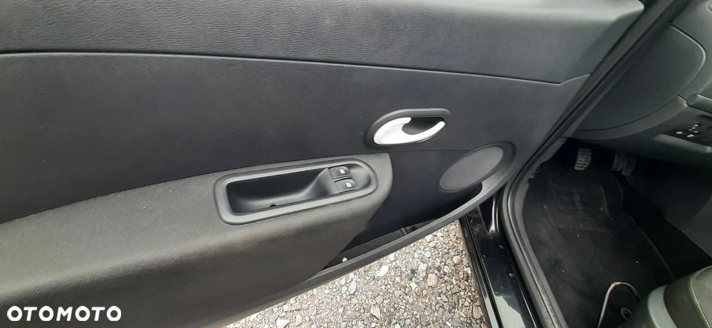 Renault Clio - 35
