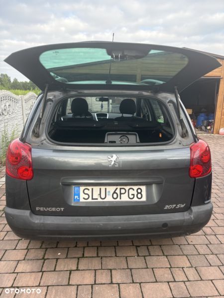 Peugeot 207 - 6
