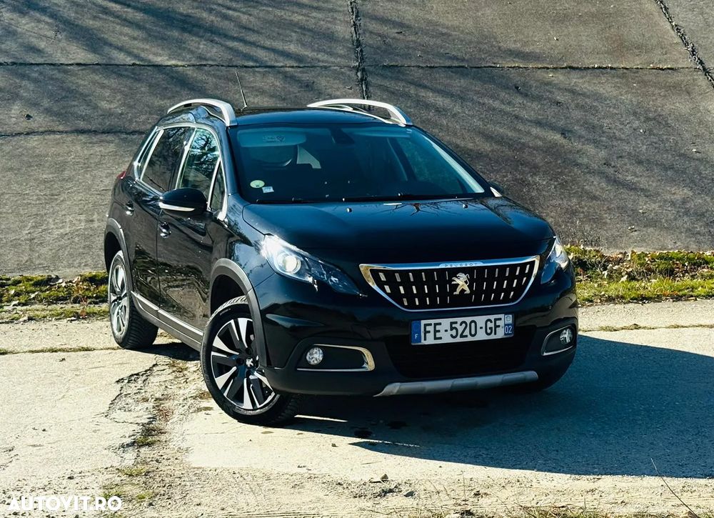 Peugeot 2008 BlueHDi 100 STOP & START Allure - 1