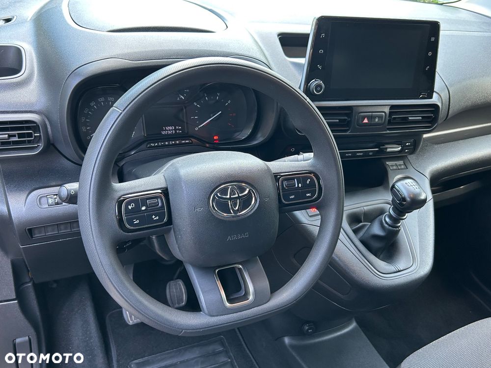 Toyota Proace City - 22