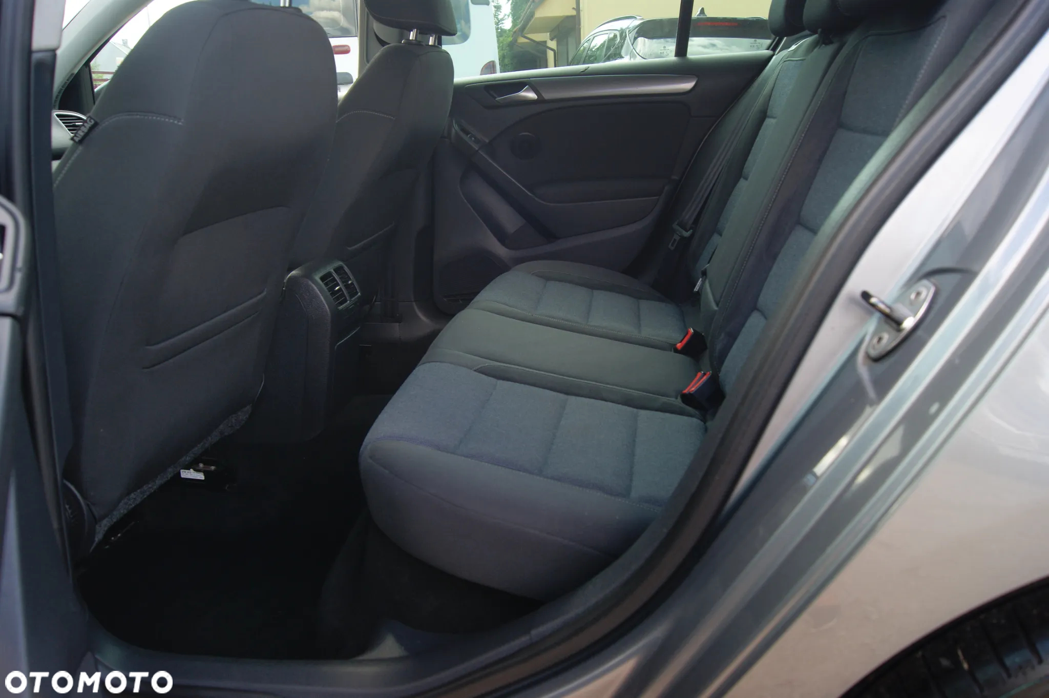Volkswagen Golf 1.2 TSI BlueMotion Technology Style - 24