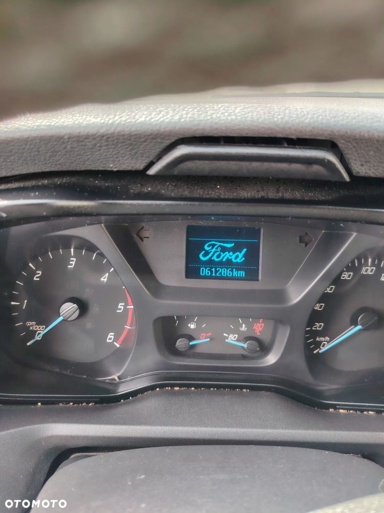 Ford Transit L2 RWD Ambiente - 11