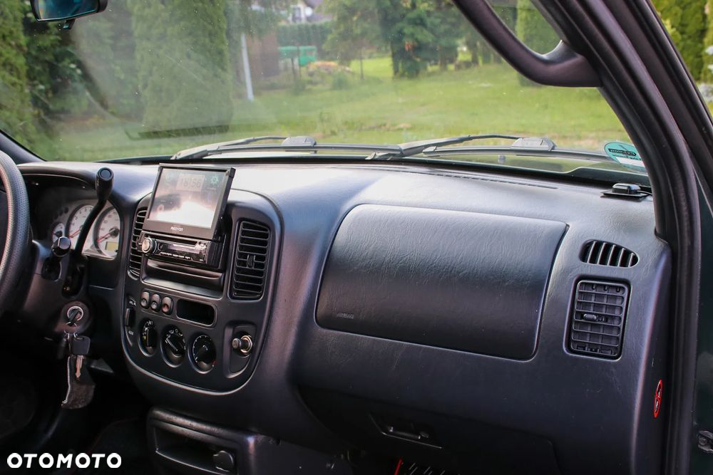 Ford Maverick 3.0 V6 Limited - 19
