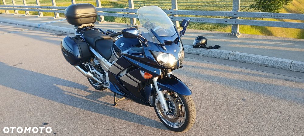Yamaha FJR - 14