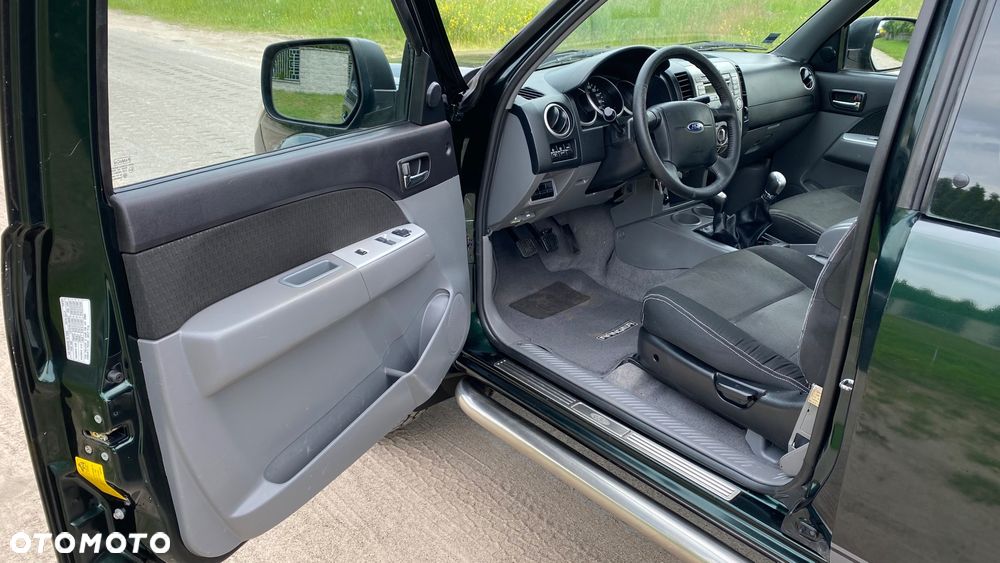 Ford Ranger 2.5 TDCi DC XLT - 17