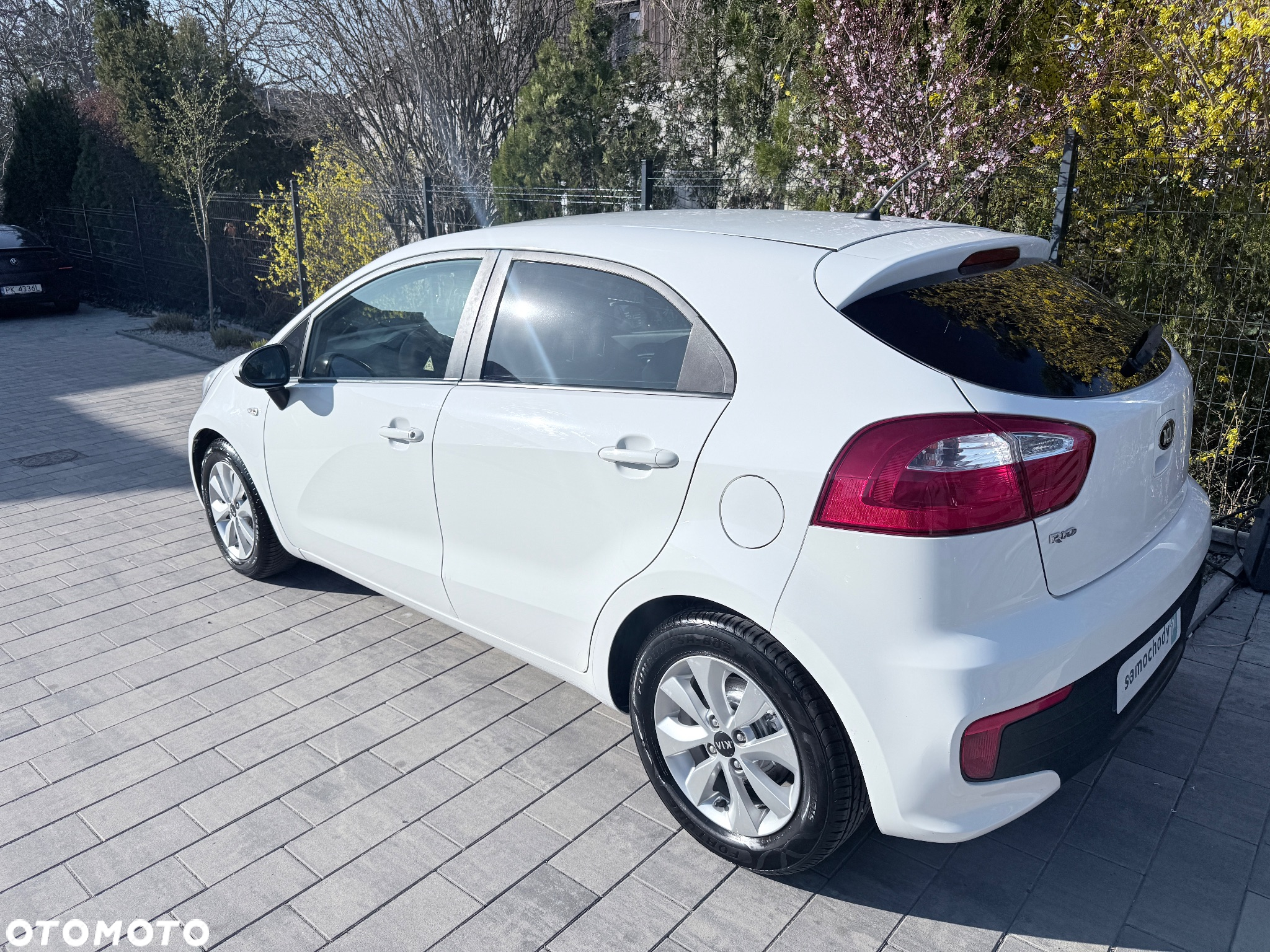 Kia Rio 1.2 Business Line - 8