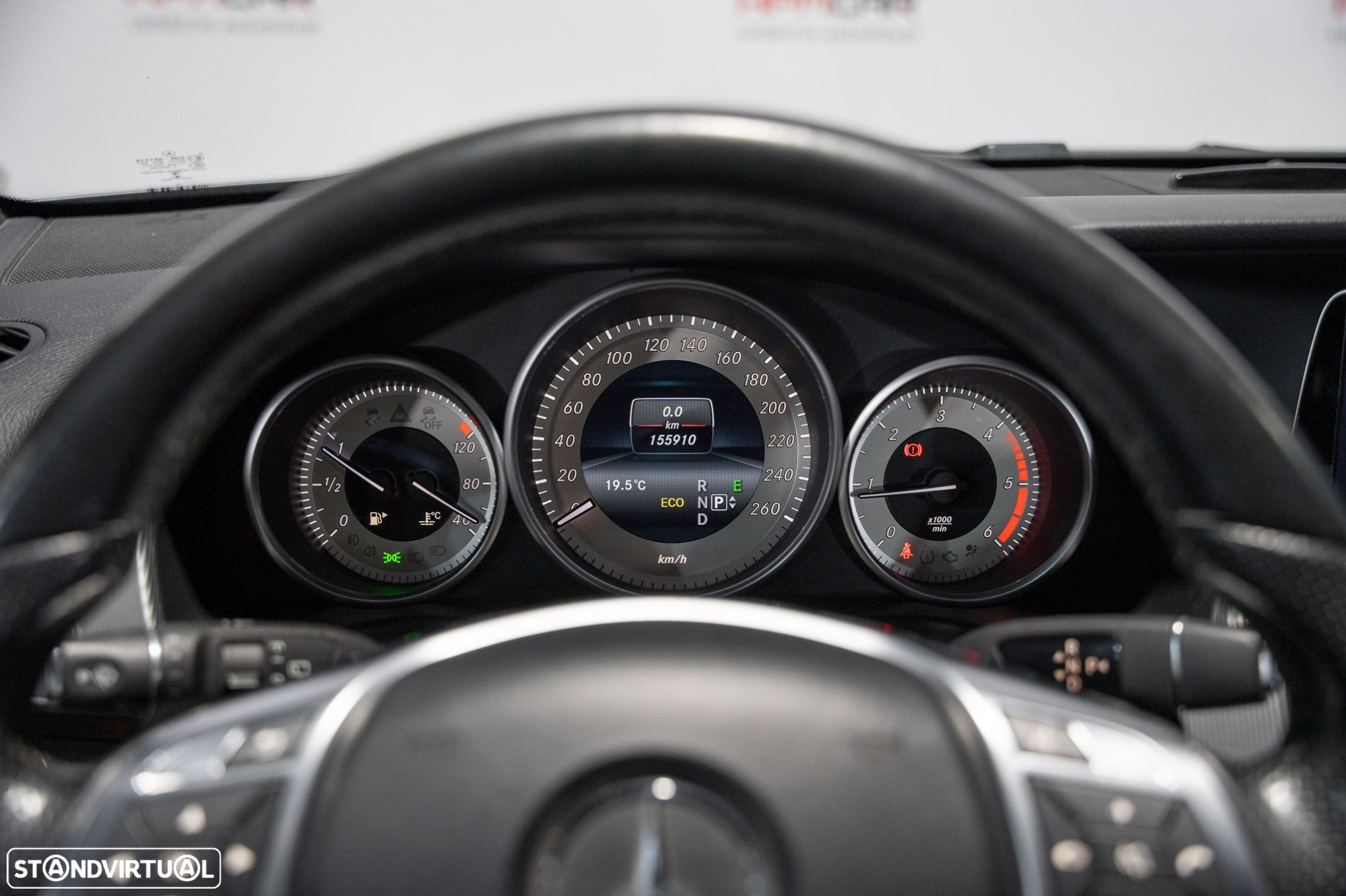 Mercedes-Benz E 250 BlueTEC Avantgarde Auto. - 26