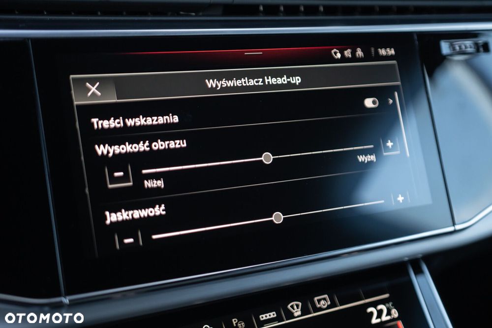 Audi Q8 - 32
