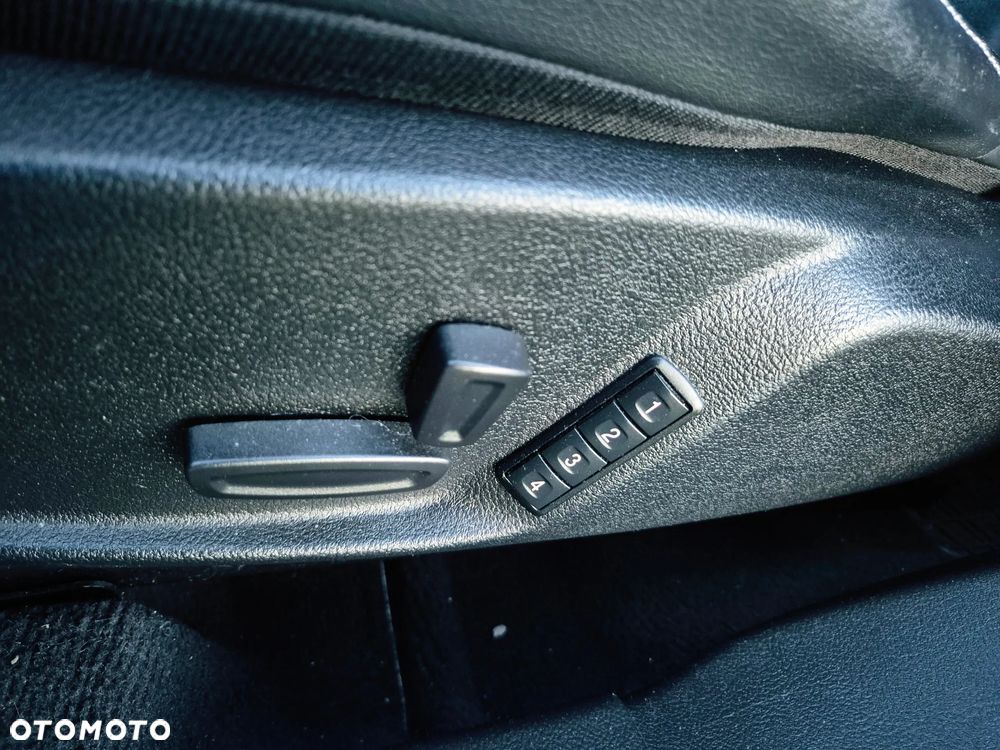 Ford Mondeo 2.0 TDCi Business Edition - 20