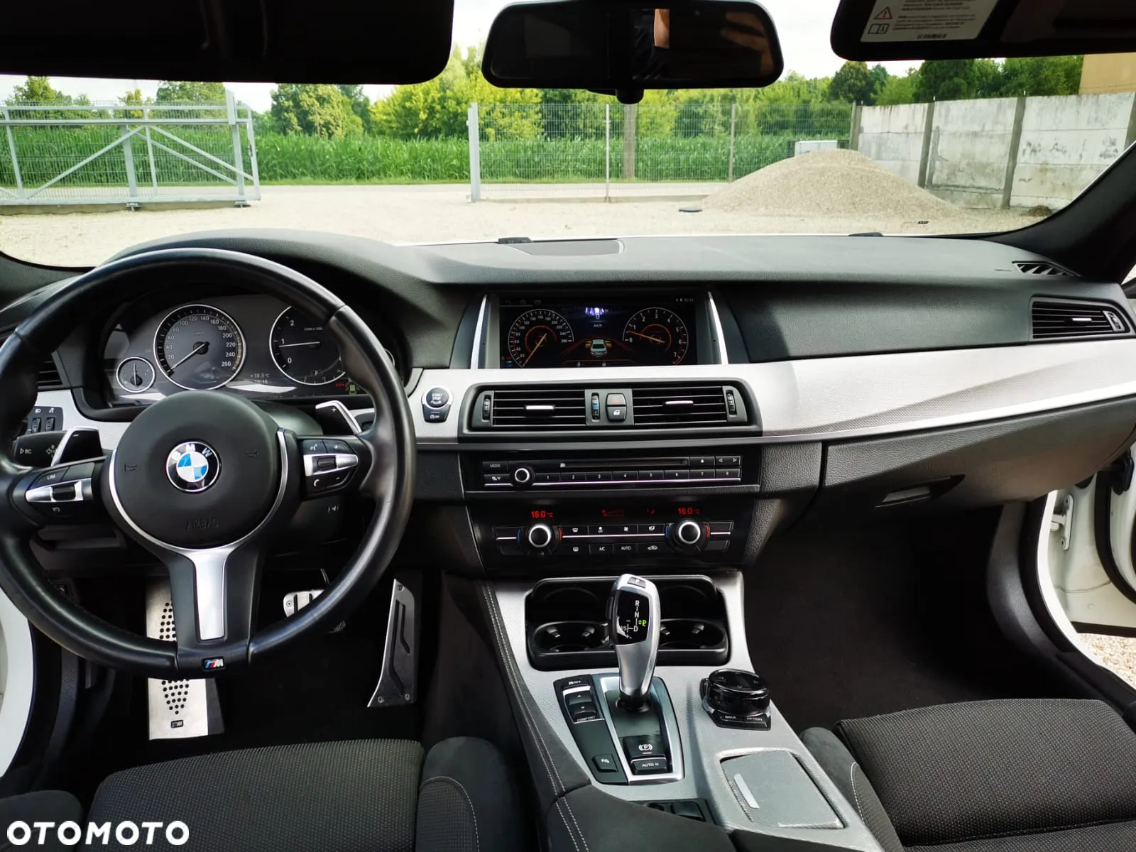 BMW Seria 5 525d Sport-Aut - 12