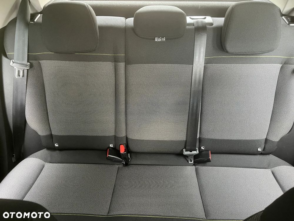 Citroën C3 1.2 PureTech C-Series - 28