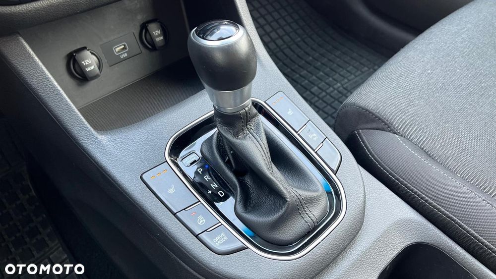 Hyundai i30 1.5 T-GDI 48V Premium DCT - 17