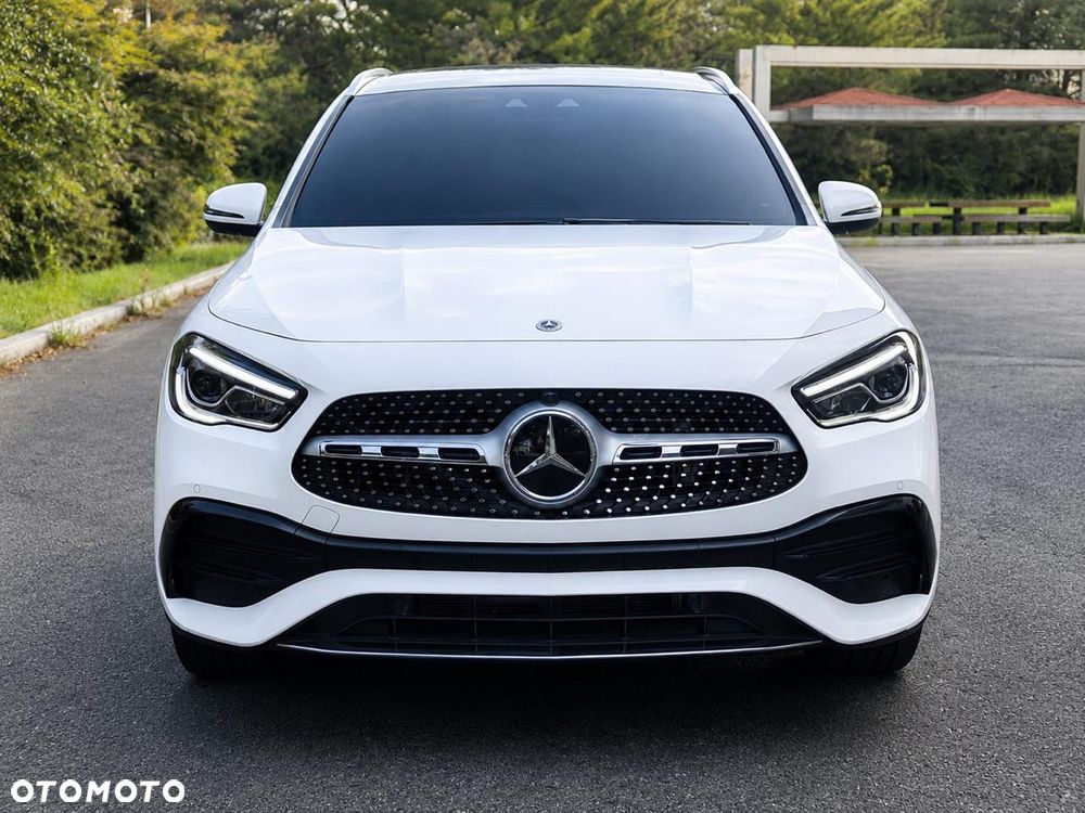Mercedes-Benz GLA 250 4Matic 8G-DCT - 1