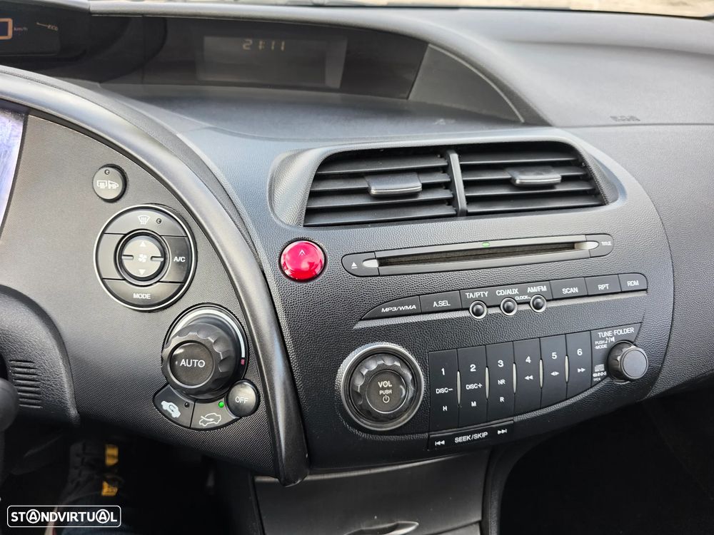 Honda Civic 1.4 i-VTEC Elegance - 12