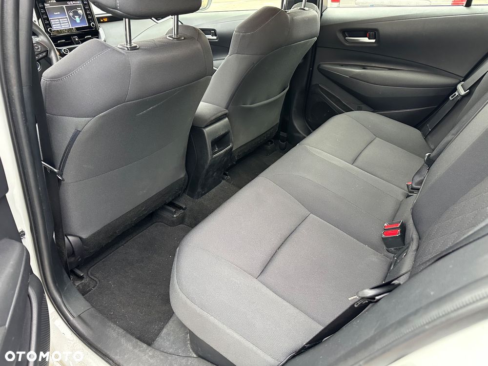 Toyota Corolla 1.8 Hybrid Active - 13