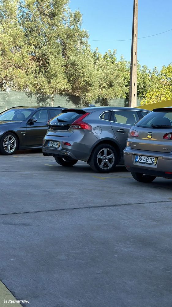 Volvo V40 1.6 D2 R-Design Momentum Powershift - 3