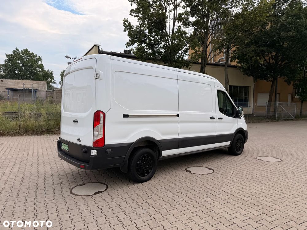 Ford E-Transit - 8
