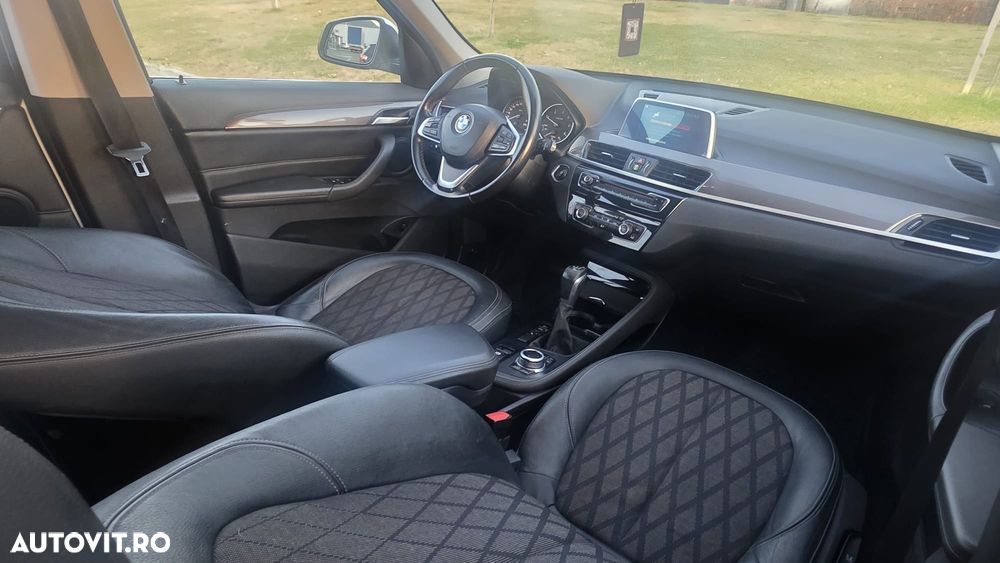 BMW X1 sDrive18d Aut. xLine - 34