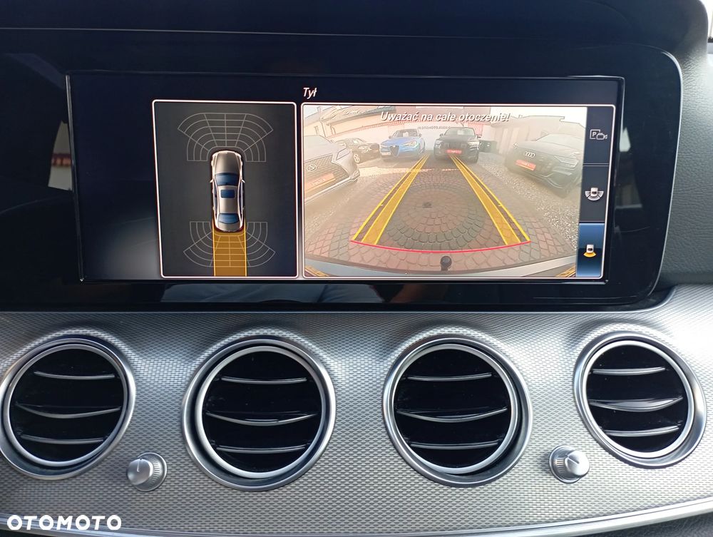 Mercedes-Benz Klasa E 220 d 9G-TRONIC - 16