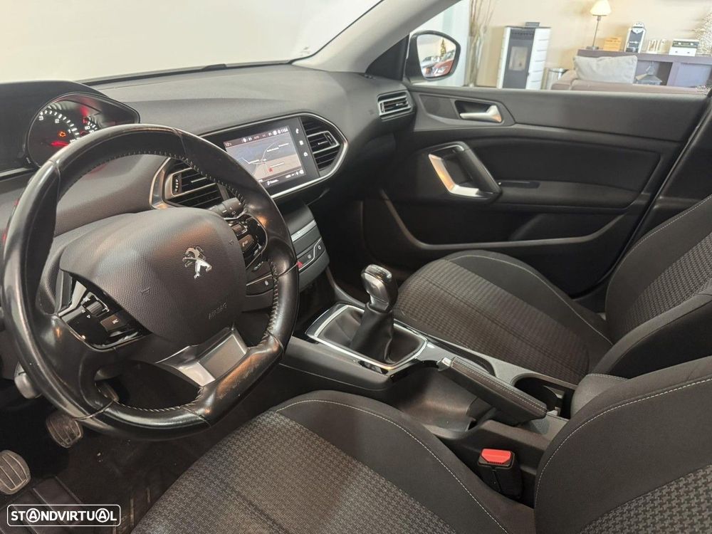 Peugeot 308 1.6 BlueHDi Active - 11