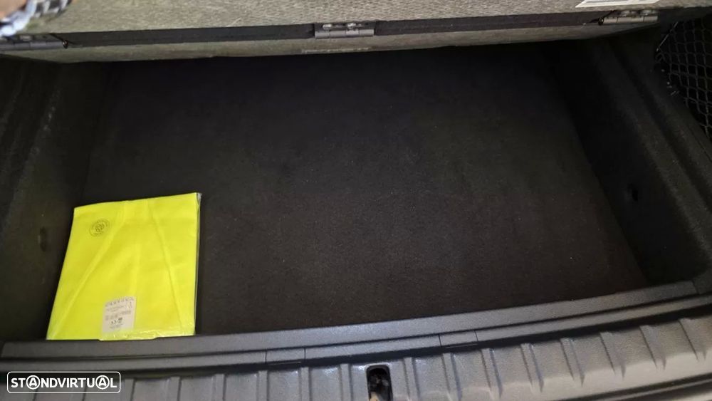 BMW 218 Gran Coupé d Pack Desportivo M - 23