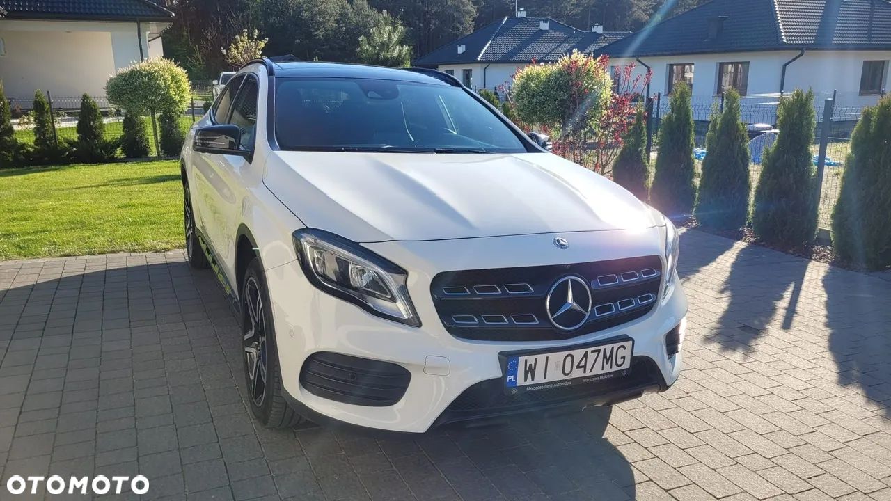 Mercedes-Benz GLA 220 4-Matic AMG Line - 1