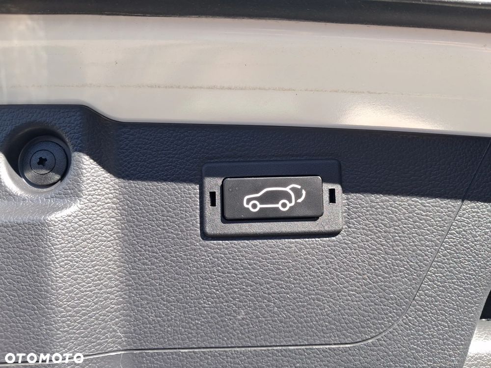 SsangYong/KGM Korando eMotion Sapphire 2WD - 6