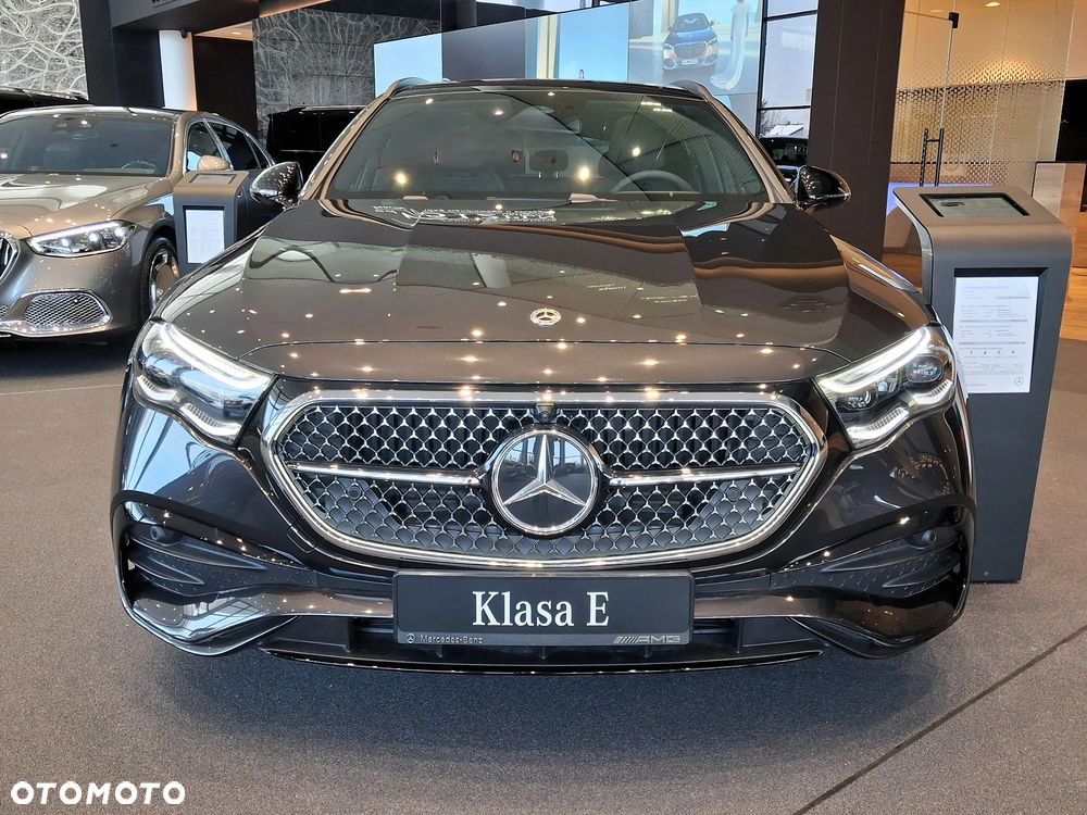 Mercedes-Benz Klasa E 220 d 4-Matic - 3