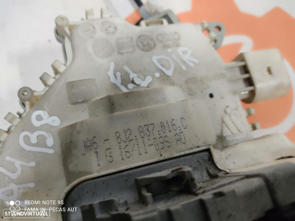 Ficheira da porta - AUDI A4 B8 - 3