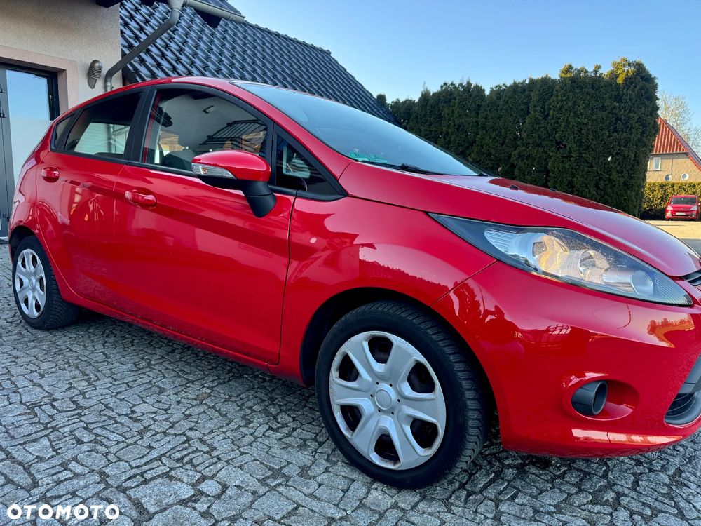 Ford Fiesta 1.25 Celebration - 11