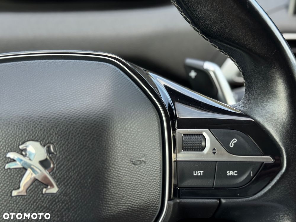 Peugeot 3008 1.5 BlueHDi Active S&S EAT8 - 31