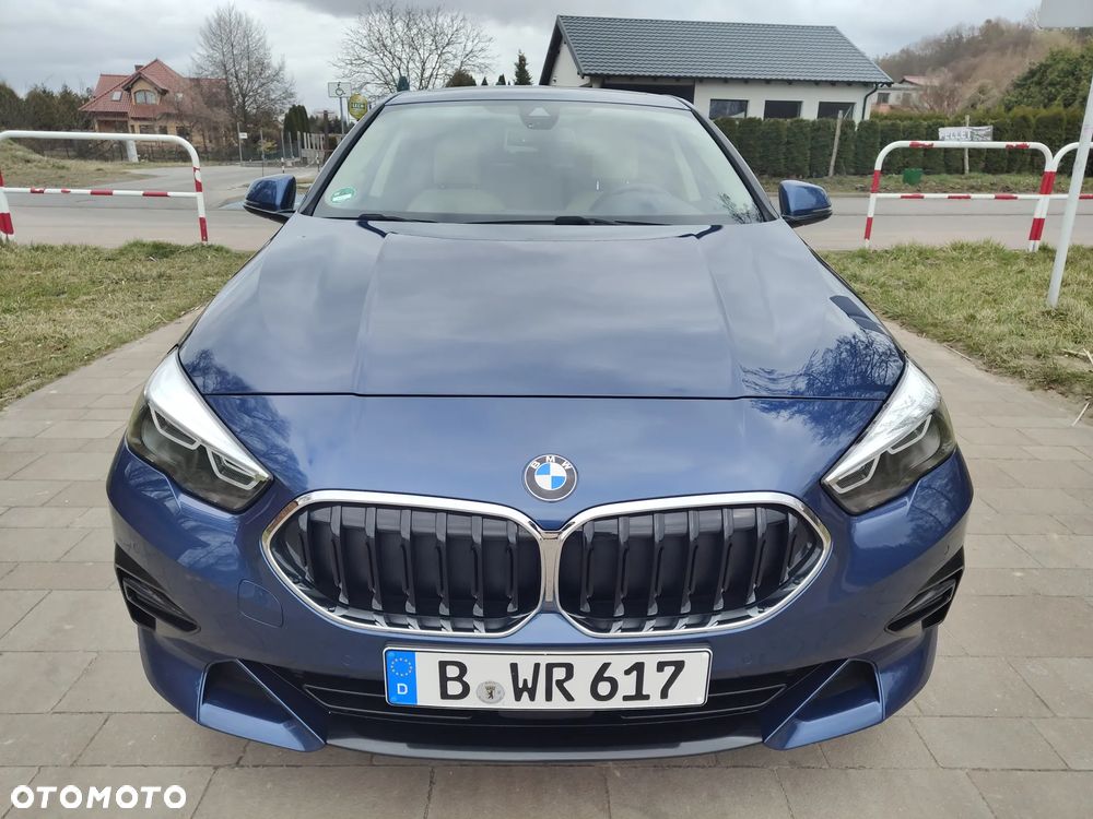 BMW Seria 2 218d Sport-Aut Sport Line - 28