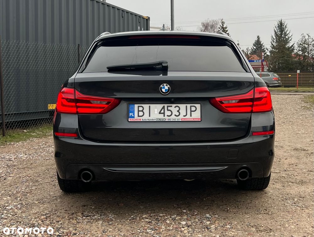 BMW Seria 5 520d Luxury Line sport - 33