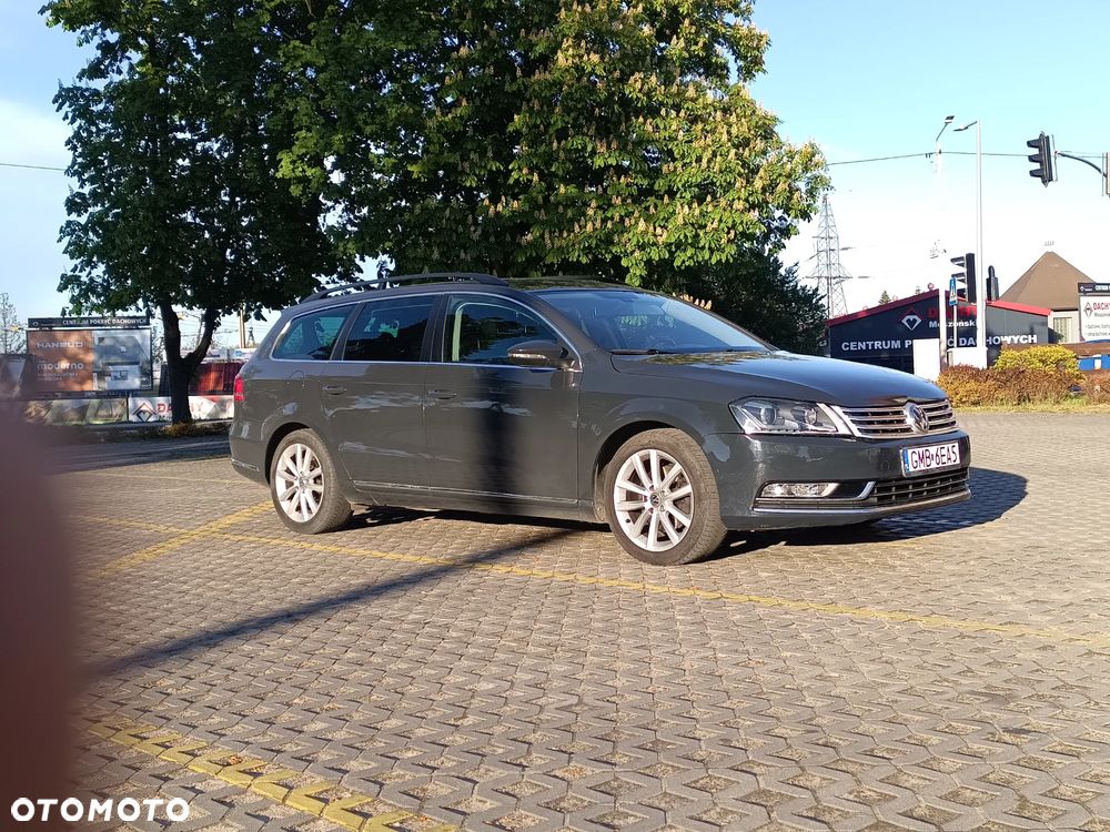Volkswagen Passat 2.0 TDI DPF DSG Highline - 13