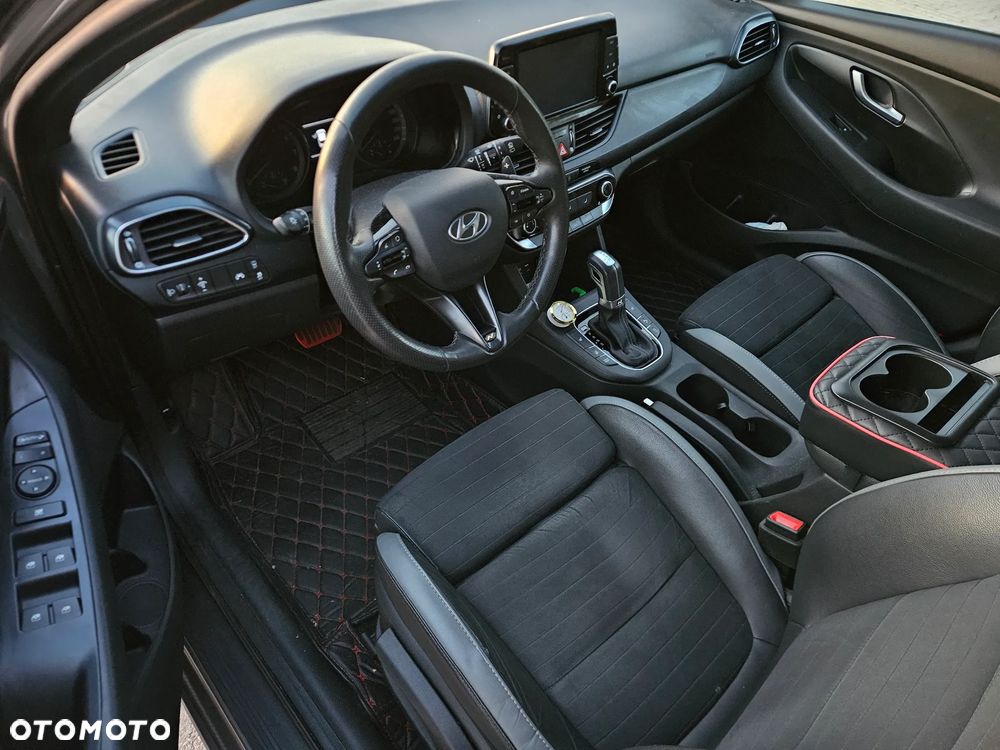 Hyundai i30 N - 23