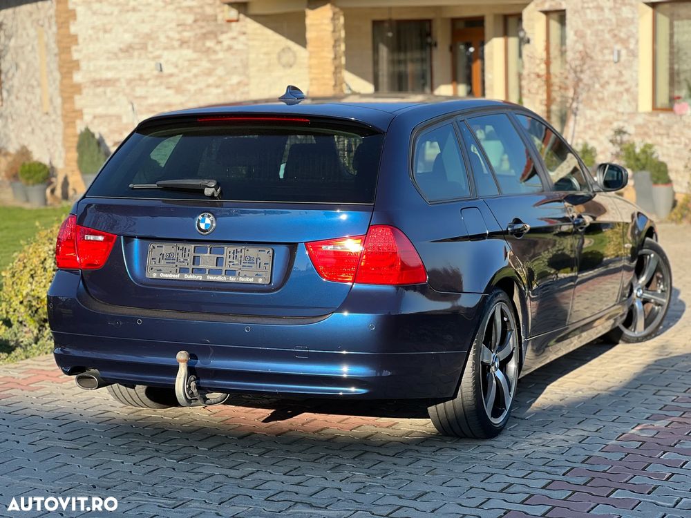 BMW Seria 3 320d DPF Touring - 3