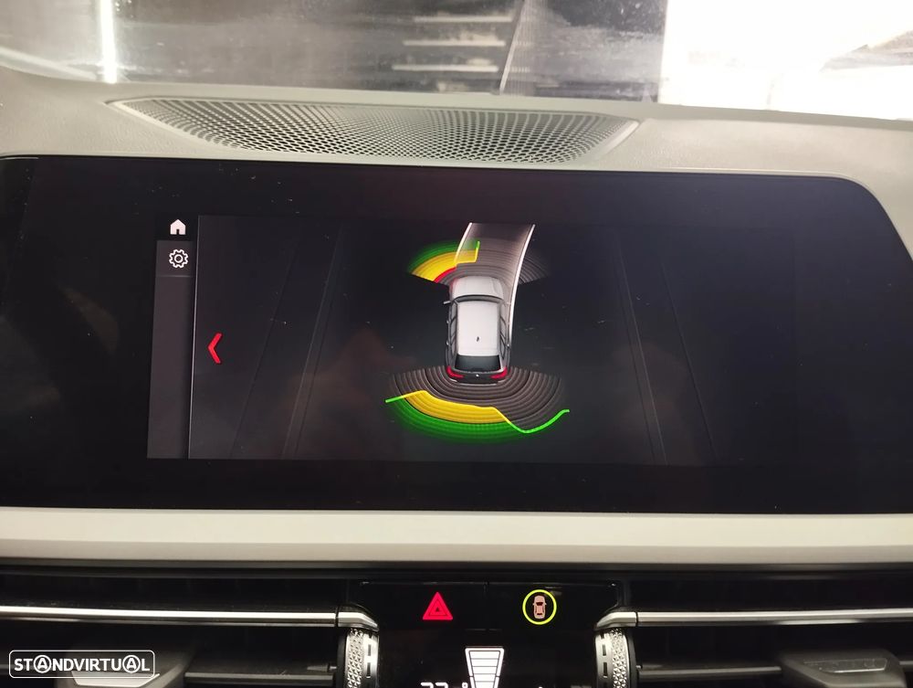 BMW 318 d Corporate Edition - 23