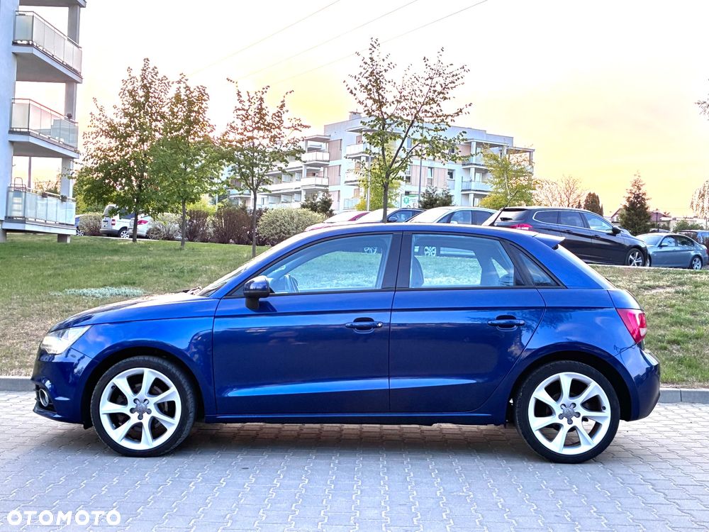 Audi A1 Sportback 1.6 TDI Attraction - 14