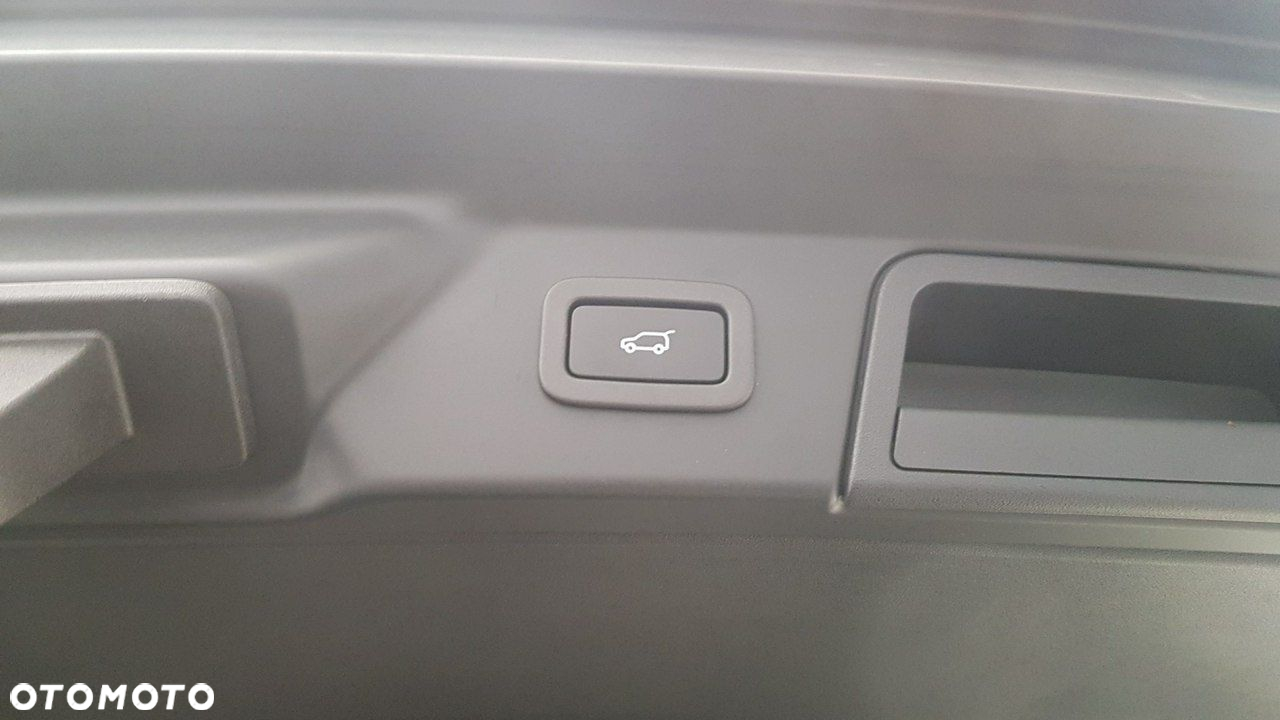 Land Rover Range Rover Velar - 24