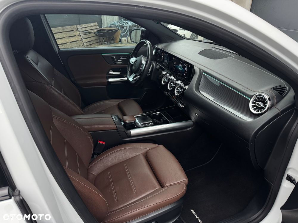 Mercedes-Benz GLA 250 4Matic 8G-DCT AMG Line - 20