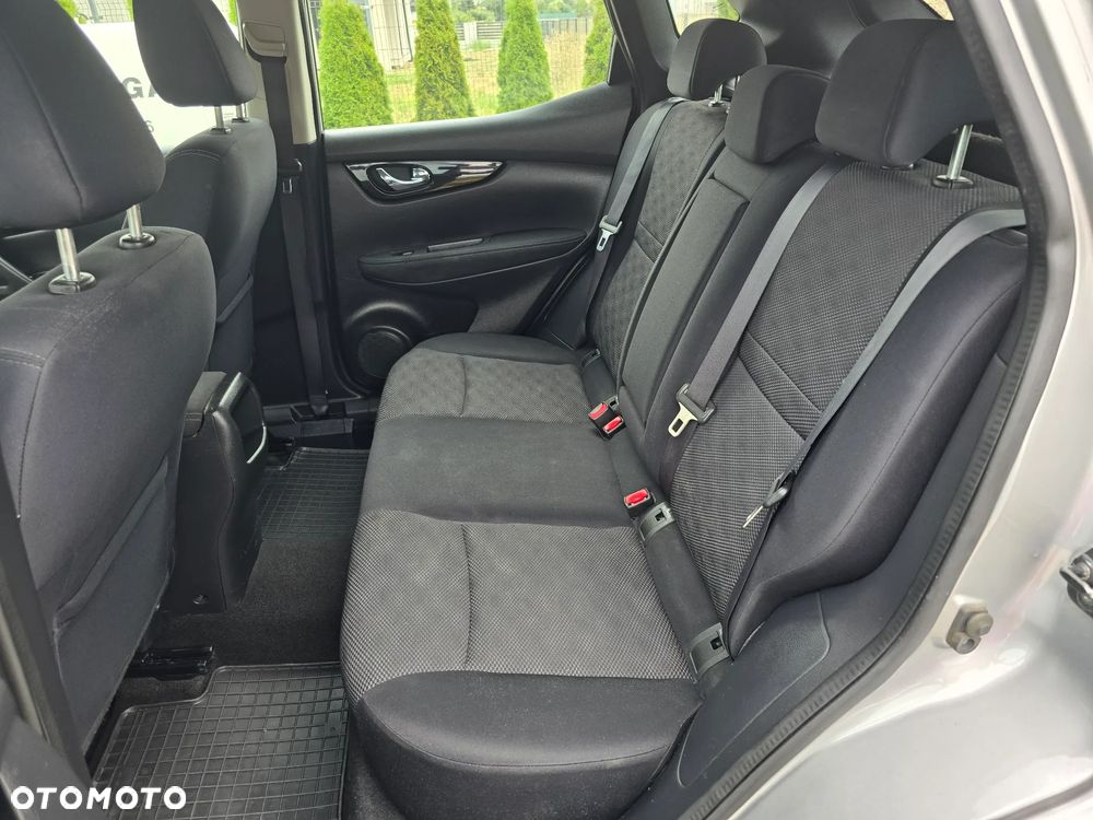 Nissan Qashqai 1.6 DCi Acenta EU6 - 18