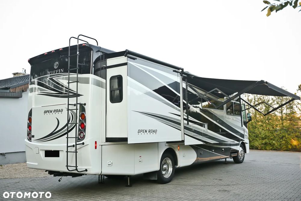 Ford F53 Tiffin - 15